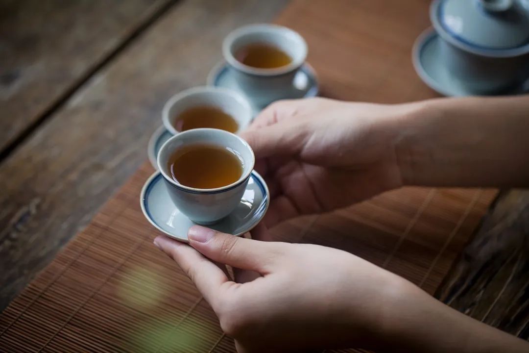 农夫山泉泡茶水创新茶水新标准