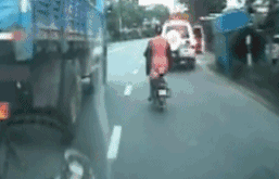 ▲如果大货车晚来一秒钟，会怎样？