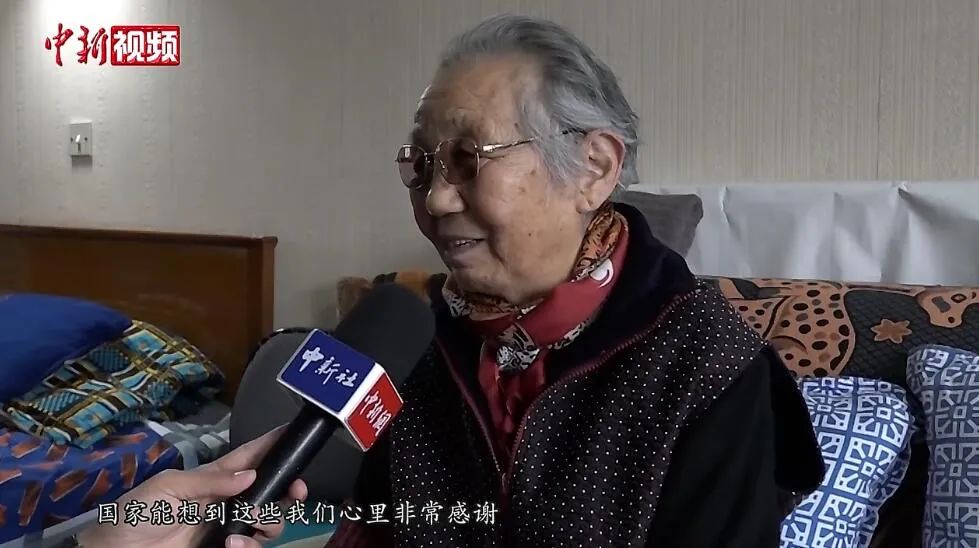 上海市长宁区江苏路街道社区居民张奶奶:你不用水肯定家里没有人了