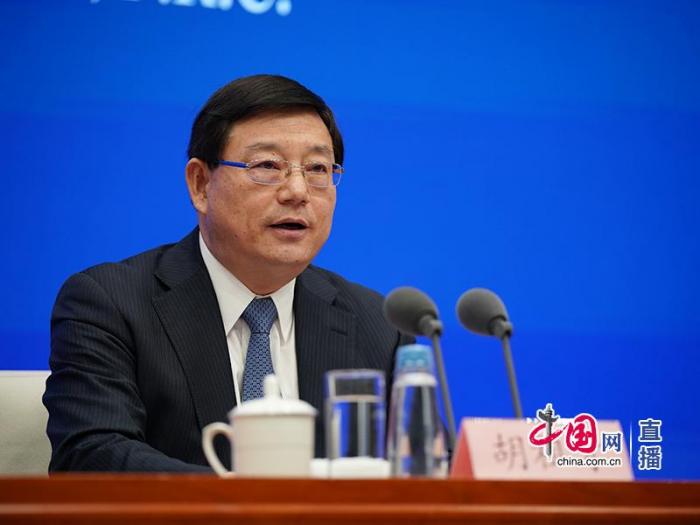 发改委：继续降低落户门槛 实现“愿落尽落”