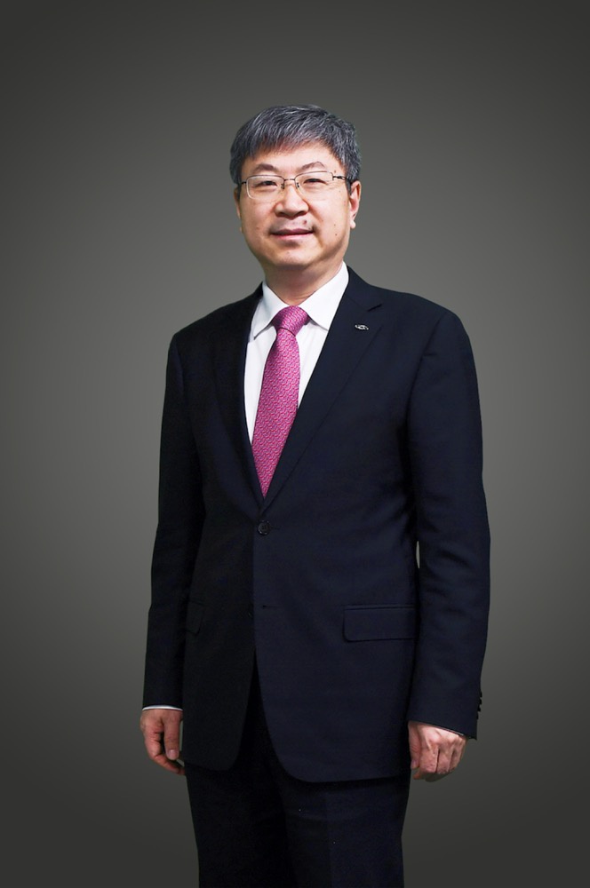 第十三届全国人大代表奇瑞汽车股份有限公司党委书记、董事长尹同跃。