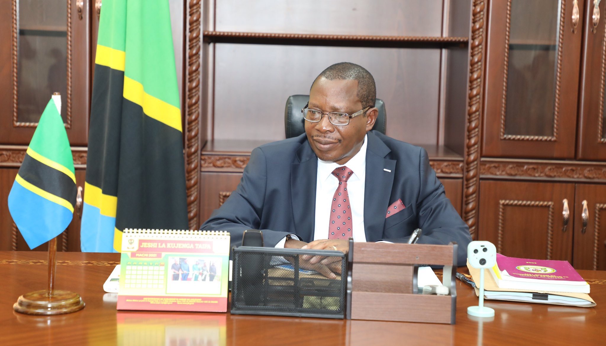 坦桑尼亚副总统宣誓就职内阁成员有所调整