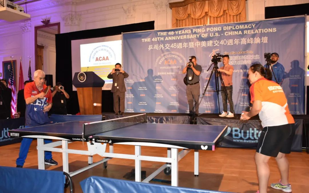 2019年4月10日，美国华人体育家协会在加利福尼亚州约巴林达市尼克松图书馆和博物馆举行纪念中美“乒乓外交”48周年活动。新华社记者高山摄