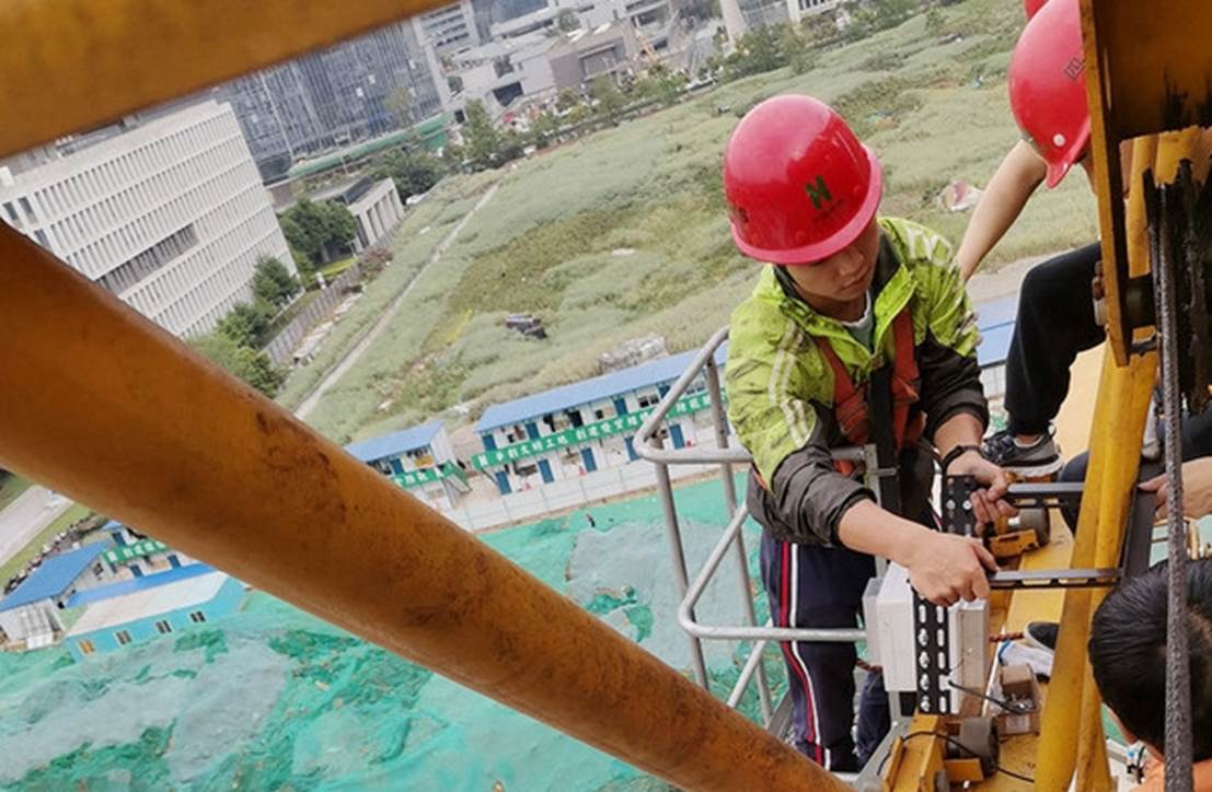 隔空充电技术助力智慧工地BIM