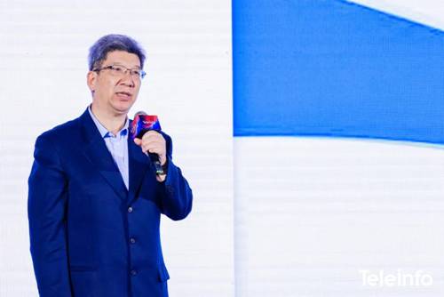 鹏城实验室常务副主任邹鹏