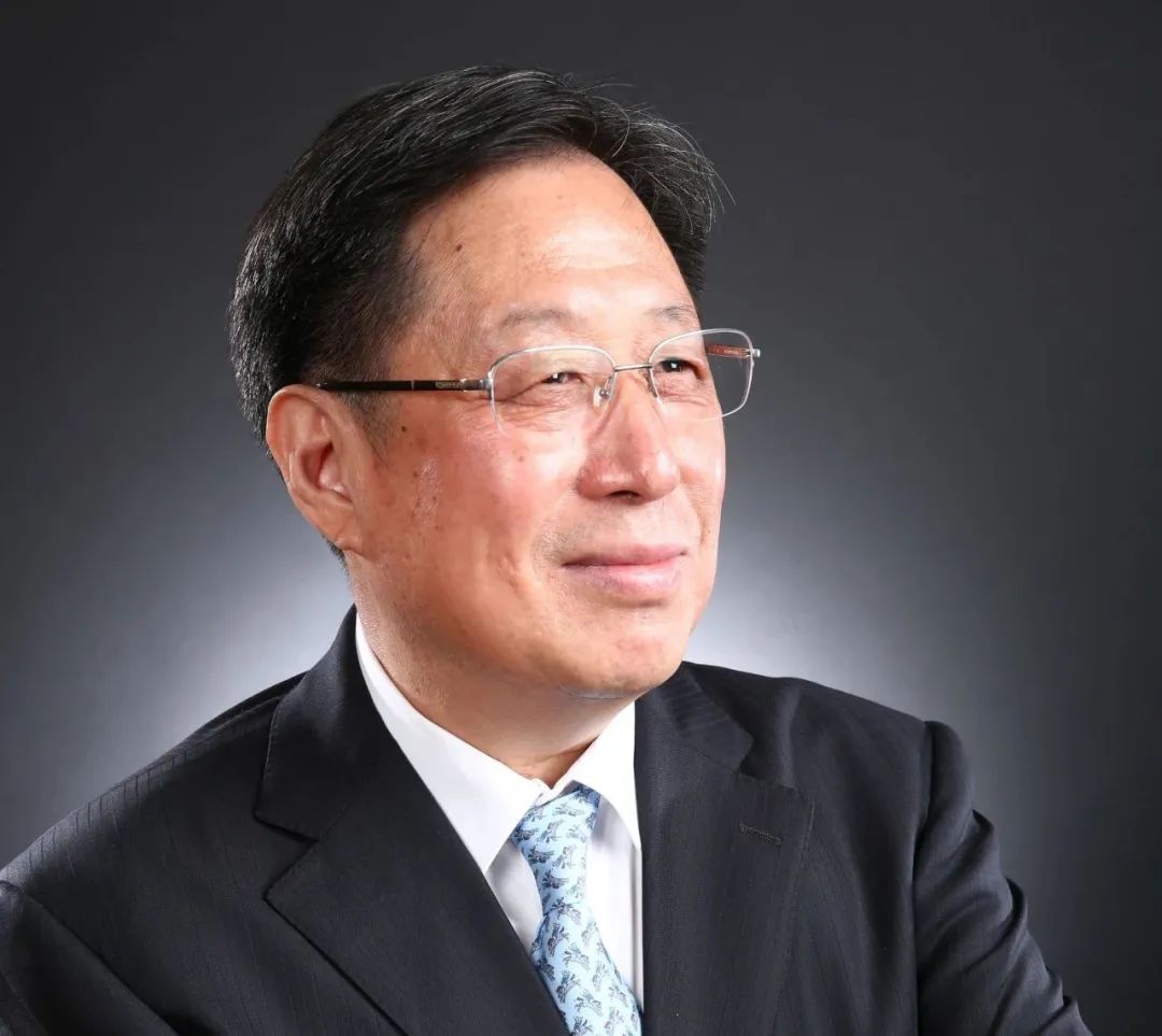 近日专访了中国工程院院士,传染病预防控制国家重点实验室主任徐建国