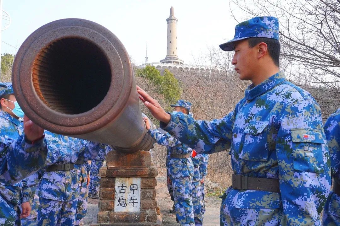 军队不生产谷物但生产安全