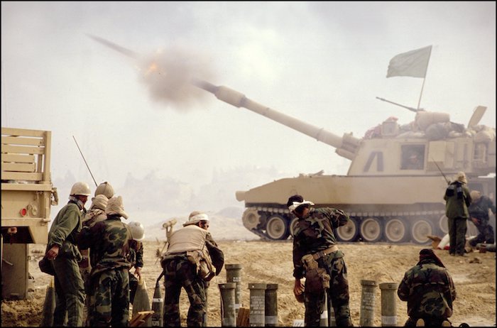 △1991年2月25日，“沙漠风暴”行动，联军进入伊拉克