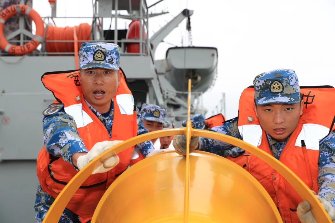 20载扫雷趟海他堪称行走的教科书