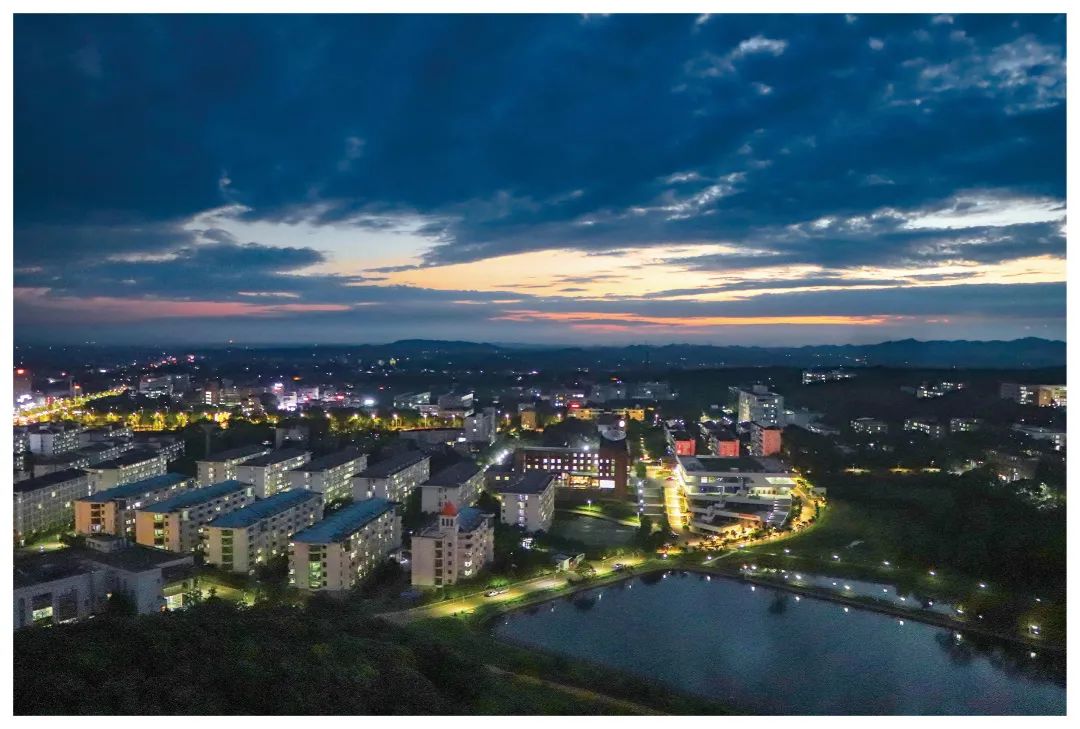 画眉潭(2019.3)湘潭大学全景(2020.