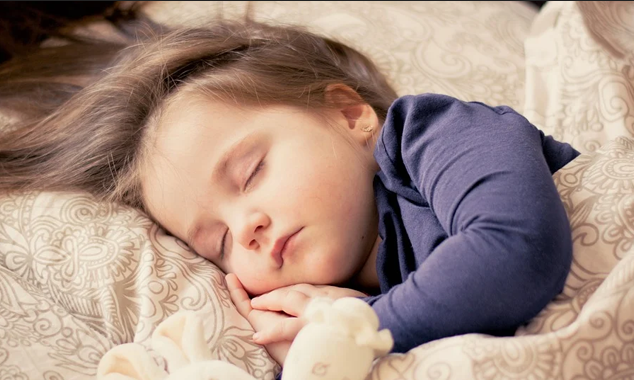 儿童睡觉打鼾可能改变大脑结构