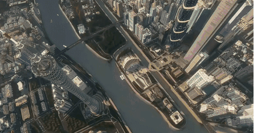 游戏中还原的珠江新城。/B站