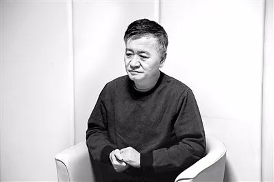 李伟在接受组织审查(资料图)