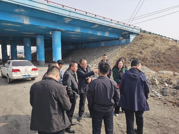 日前,針對呼和浩特市委調研發現土左旗臺閣牧鎮討爾號廟營村,小洪津村