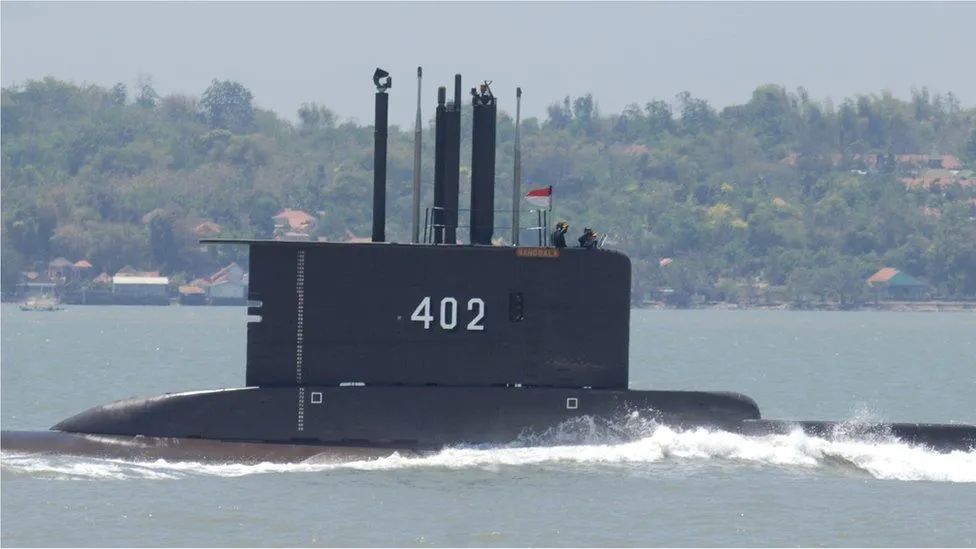 印尼潜艇失踪海域发现关键痕迹