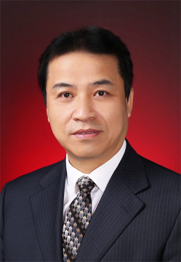 是吉林省心血管外科领域的学科带头人,现任吉林大学第二医院党委书记