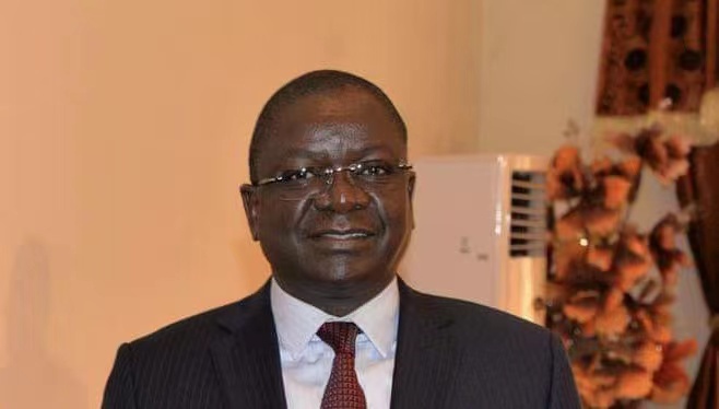 乍得军事过渡委员会任命前总理帕达克为过渡政府总理