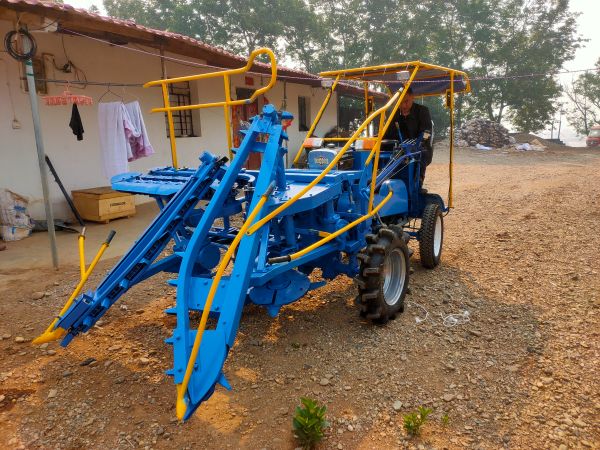 云南甘蔗主产区临沧市积极推进甘蔗生产机械化