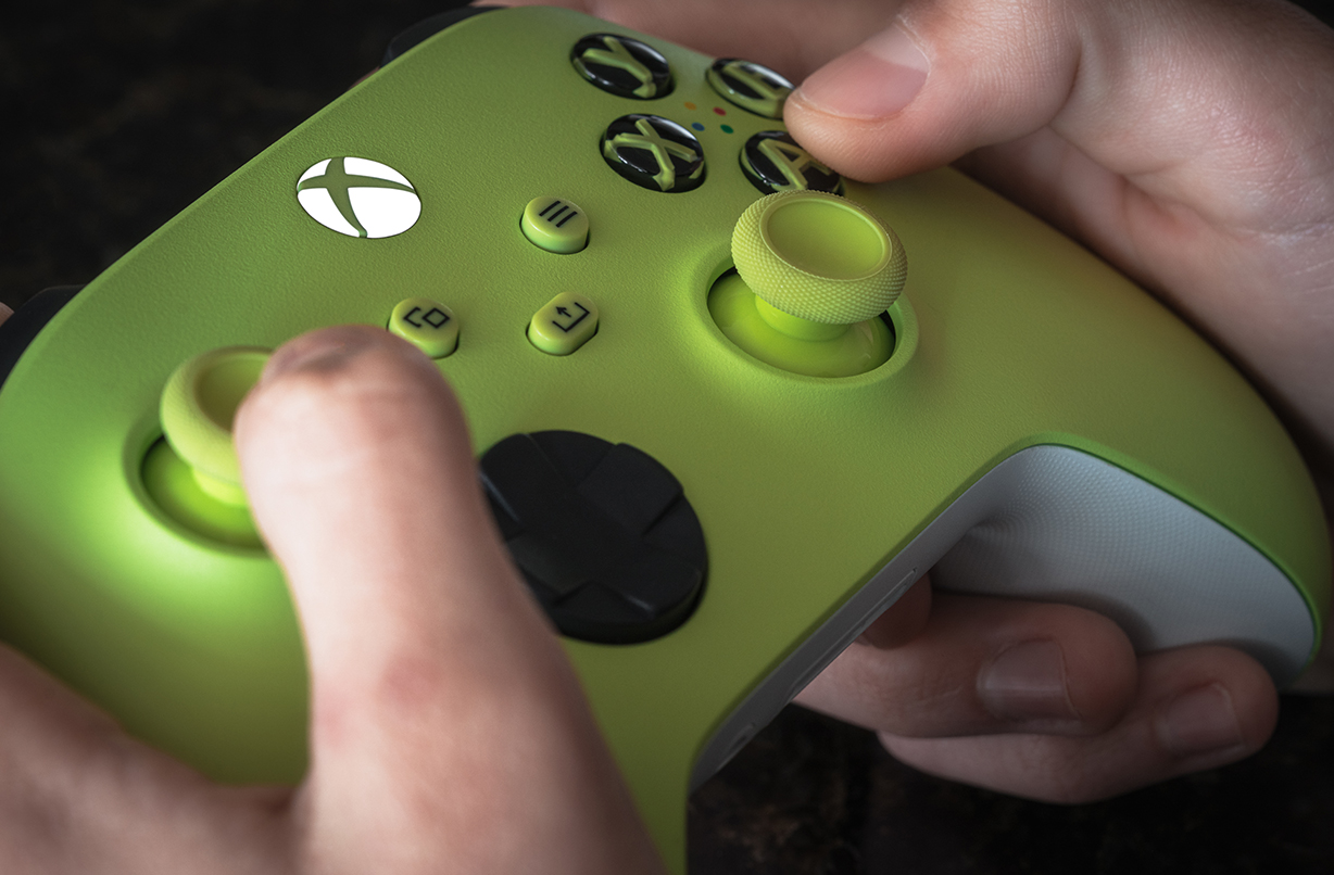 微软国行电光黄xbox无线手柄预售5月开卖