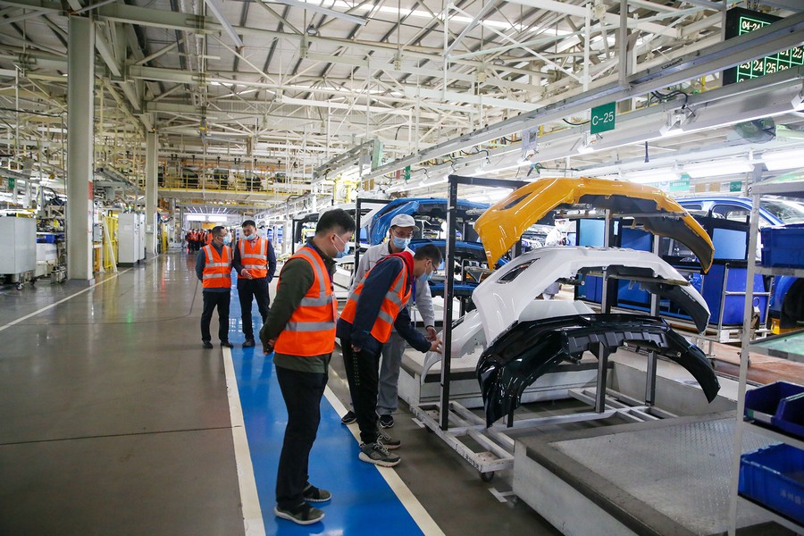 车主参观郑州日产中牟工厂