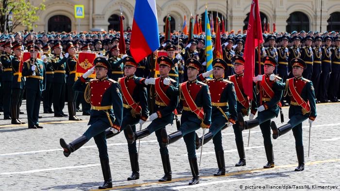 俄罗斯举行首次胜利日阅兵综合彩排