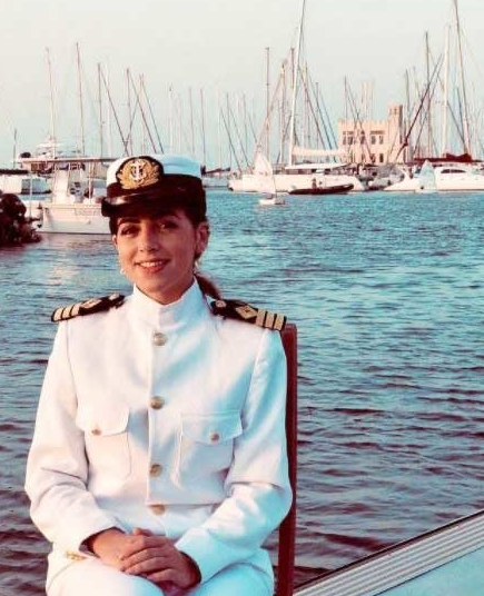 导致苏伊士运河堵塞的人是她 埃及首位女船长 或因我是成功女性 手机新浪网