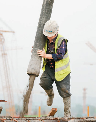 劳动最美丽奋斗最幸福