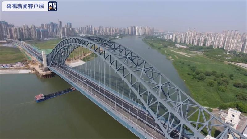 武汉汉江湾桥正式通车 系汉江最宽和跨度最大桥梁
