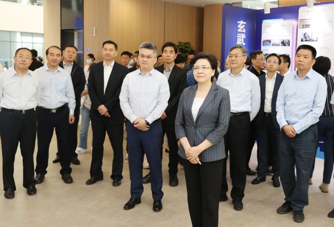 南京市委常委,秘书长蒋跃建,南京市副市长沈剑荣,玄武区委书记闵一峰