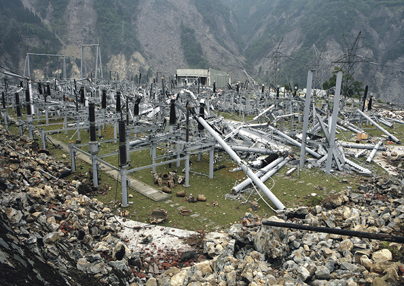 2008年5月12日,四川省阿坝藏族羌族自治州汶川县突发地震,国家电网