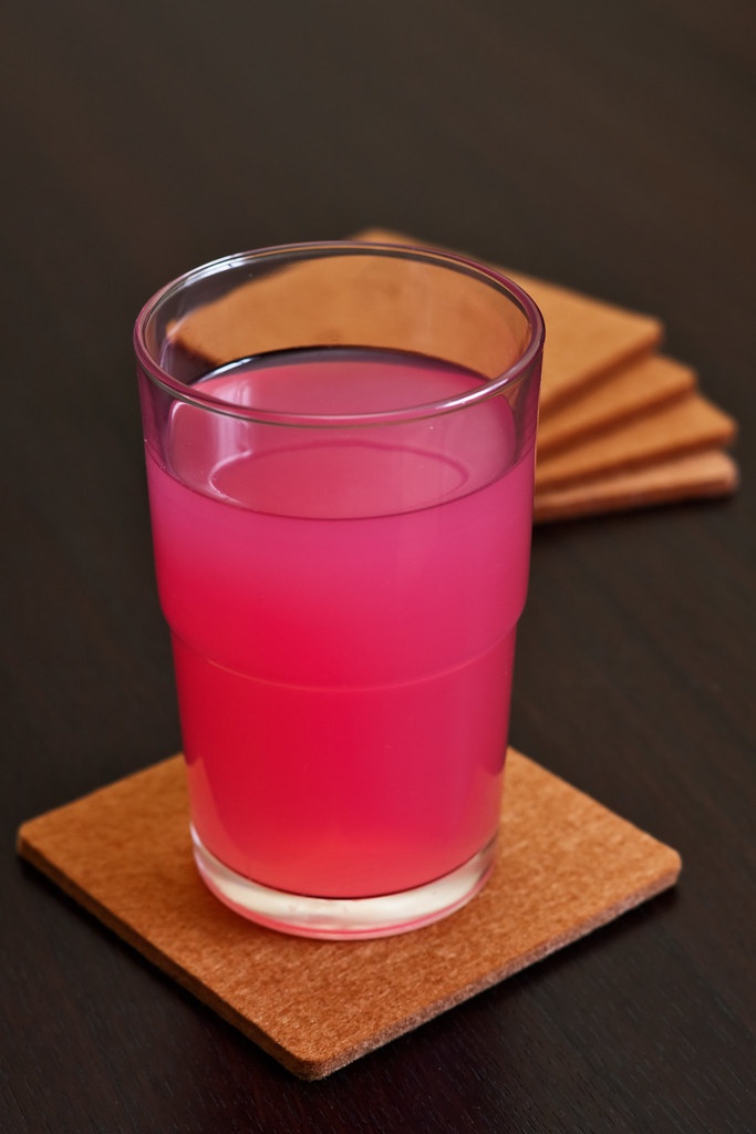 研究：与透明饮料相比 粉色饮料能帮助人们提高运动表现