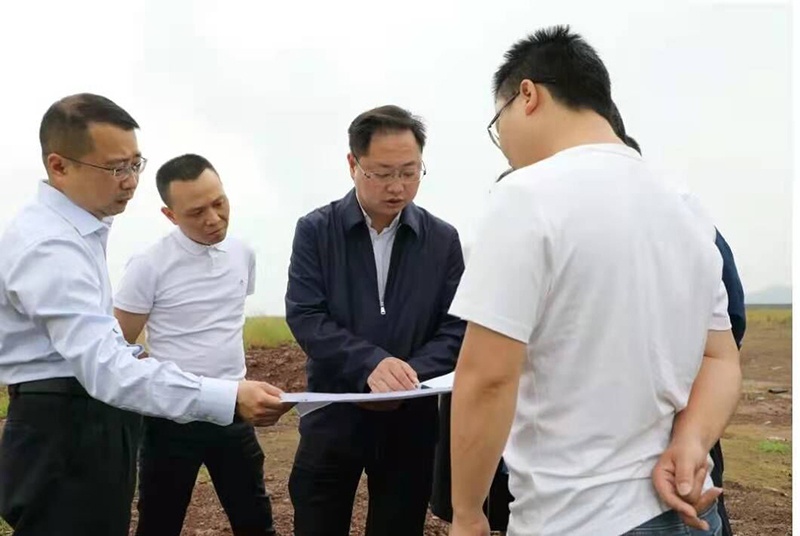 郑格 记者 蒋永飞 文/图近日,四川达州高新区党工委书记朱挺率队