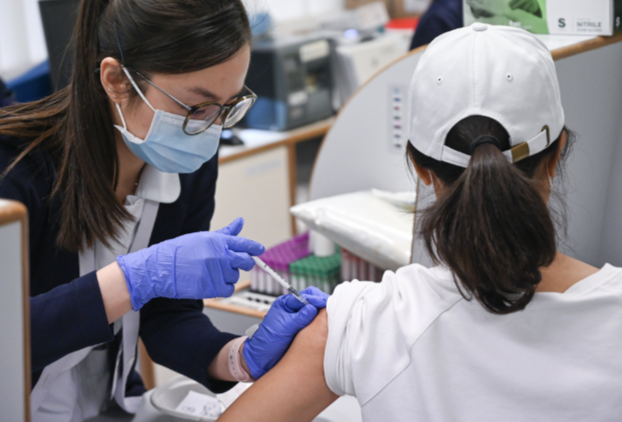 ​澳门：完成疫苗接种满14天的应检人群可豁免定期核酸检测