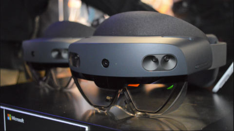 微软再次确认其正在开发消费版hololens