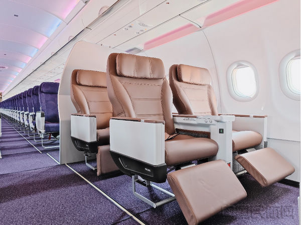 搭载了airspace客舱动态灯光的吉祥航空a320neo飞机(本文图片均由吉祥