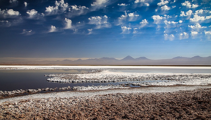 阿塔卡玛盐湖 图片来源：视觉中国