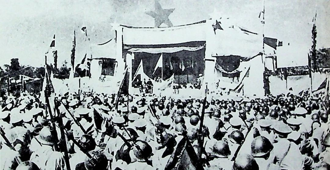 军民共同举行庆祝舟山解放大会解放舟山群岛的重大胜利,打破了