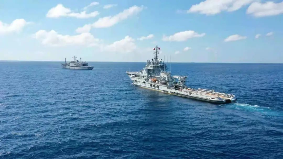 中国舰船协助救援印尼失事潜艇取得新进展