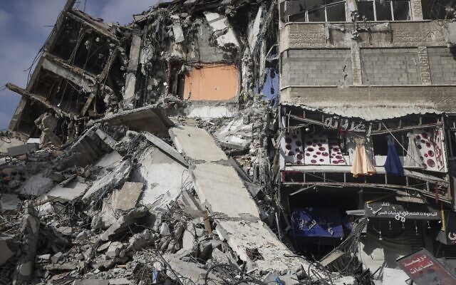 加沙卫生部：巴以冲突已在加沙地带造成230人丧生 包括65名未成年人