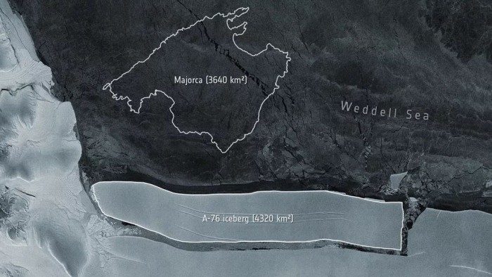 [图]全球最大冰山A-76已开始从南极洲罗恩冰架上脱落