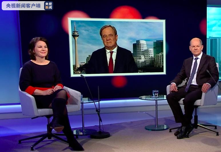 三位德国联邦总理的候选人:来自绿党的贝尔伯克,来自联盟党的拉舍特