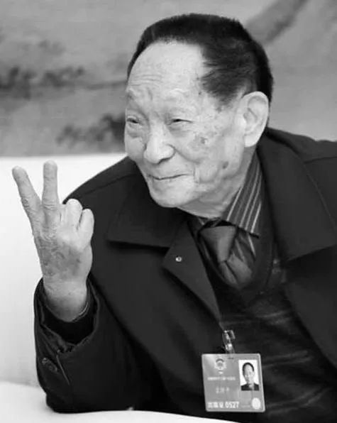 悲痛袁隆平逝世追忆他与海南的那些不解之缘