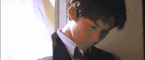 柏原崇在《情书》中的经典镜头