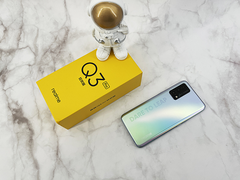 美不胜收尽享潮玩 realme Q3 Pro 狂欢版大片随手拍