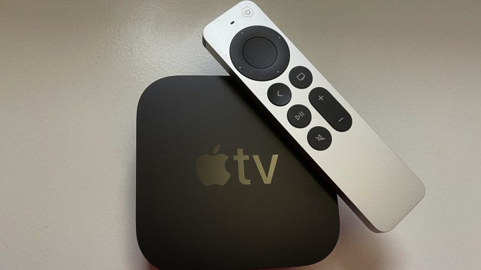 2021款Apple TV 4K机顶盒很好拆 但Siri Remote遥控器换电池很难