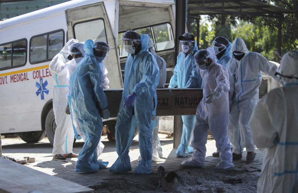 推测:印度确诊病例数恐至少为统计数据13倍多|印度|新冠肺炎_新浪军事