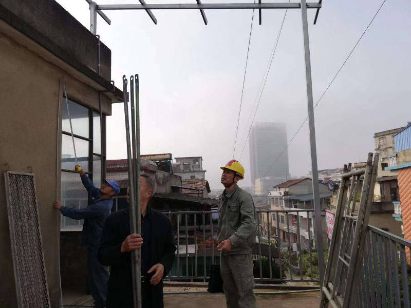 湖北黄石高压线下建遮阳棚得拆除