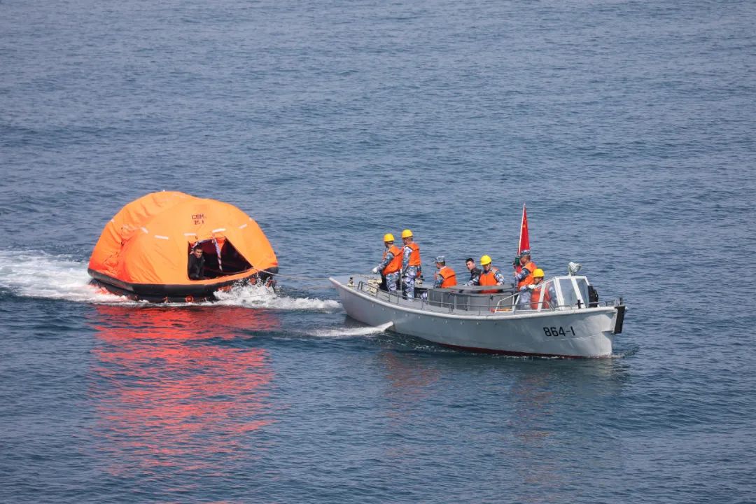 鏖战黄海立体救援风雷动