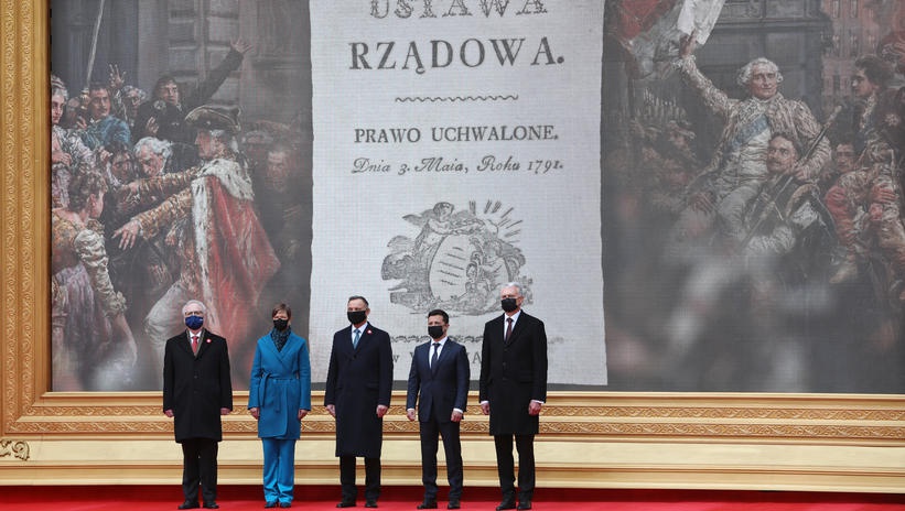波兰纪念“五三宪法”230周年 五国总统发表联合声明