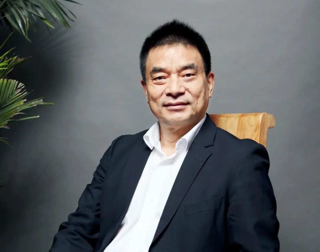 刘永好.摄影:邓攀